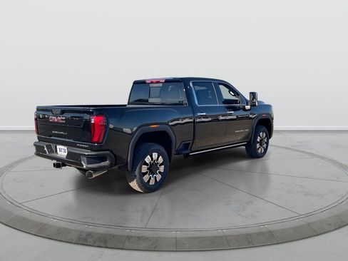 New 2026 GMC Sierra 2500 Denali w/ Denali Reserve Package AWD/4WD image 8