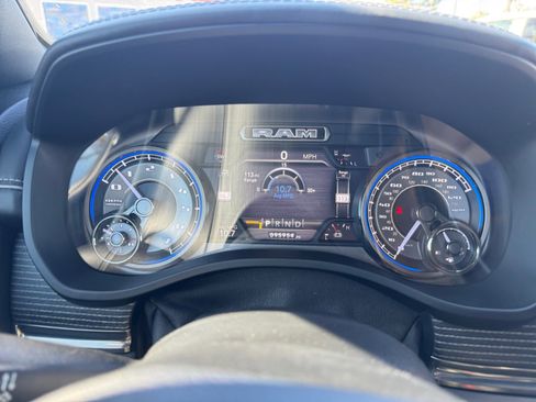 Used 2020 RAM 1500 Limited image 38