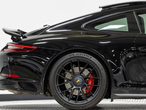 Used 2019 Porsche 911 Carrera GTS RWD image 21