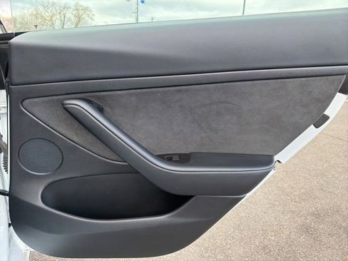 Used 2022 Tesla Model 3 Long Range image 13