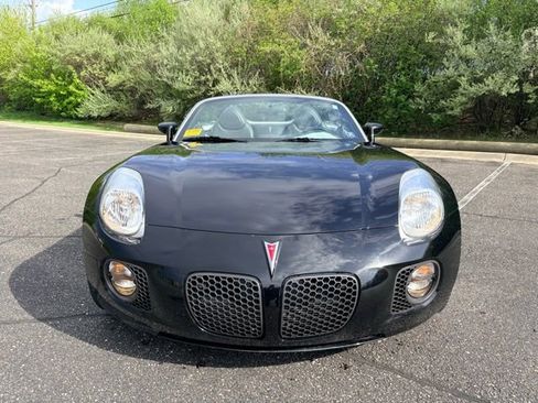 Used 2007 Pontiac Solstice GXP w/ Premium Package RWD image 8