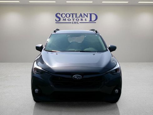 Used 2024 Subaru Crosstrek 2.0i Premium w/ Crosstrek Mirror Package AWD/4WD image 3