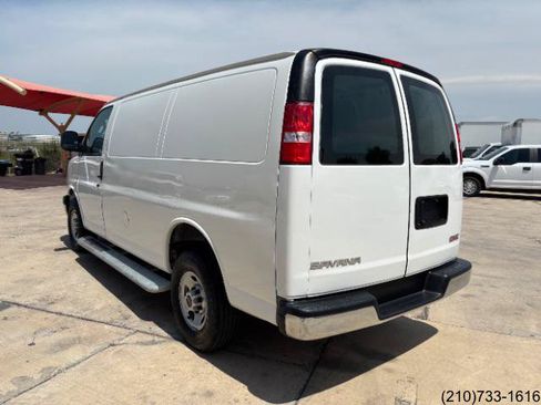 Used 2024 GMC Savana 2500 w/ Driver Convenience Package RWD image 5