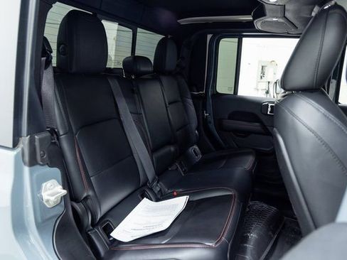 Used 2024 Jeep Gladiator Rubicon w/ Convenience Group image 23