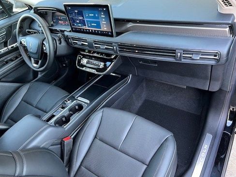 New 2026 Lincoln Corsair Grand Touring image 23