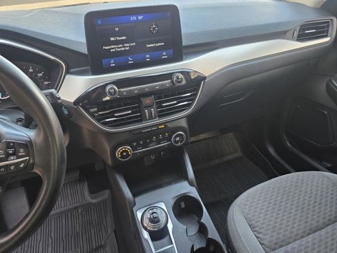 Used 2020 Ford Escape SE AWD/4WD image 16