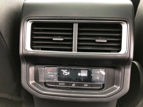 New 2026 Volkswagen Atlas SE image 39