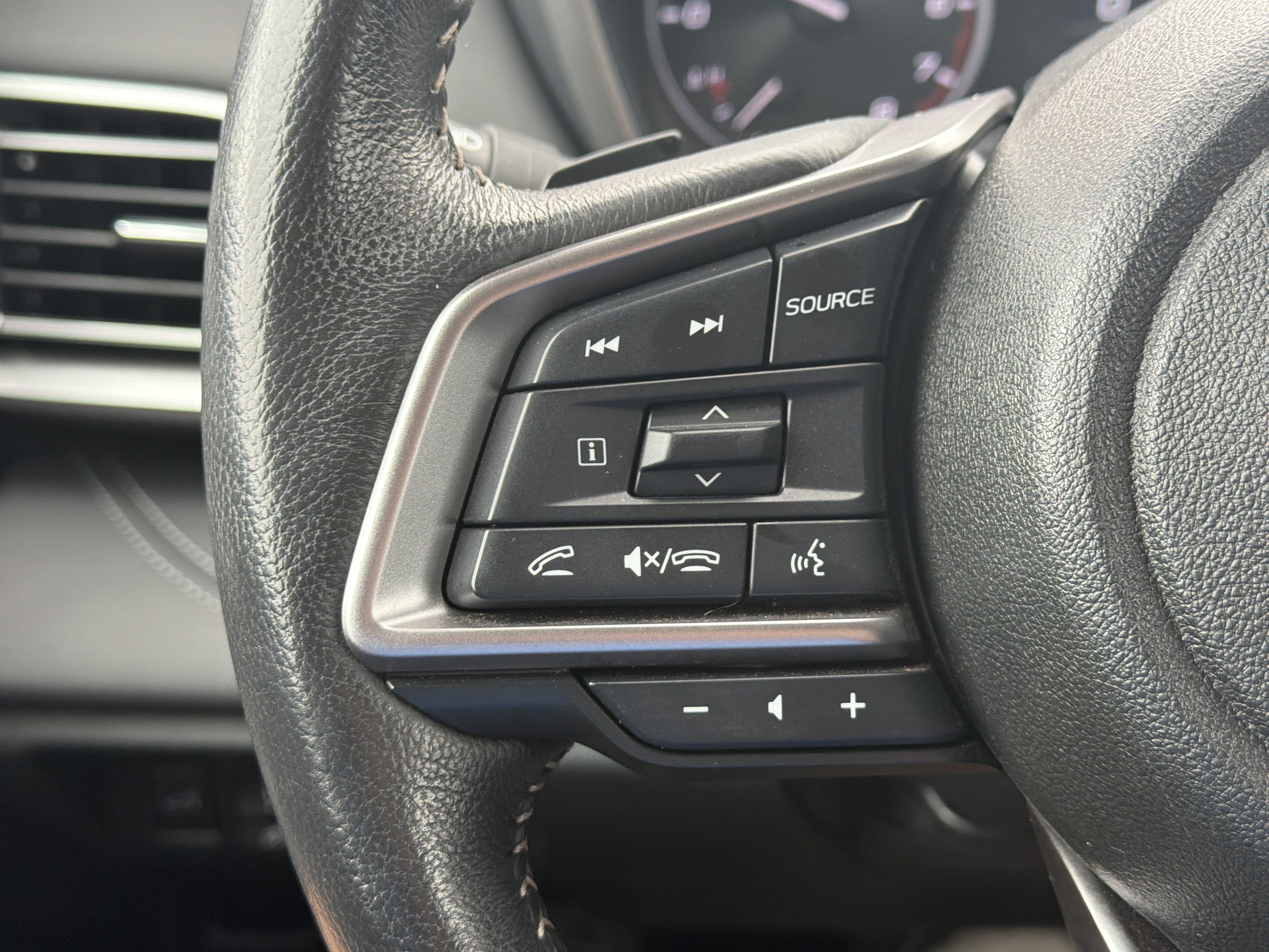 Certified 2024 Subaru Outback Limited AWD/4WD image 14