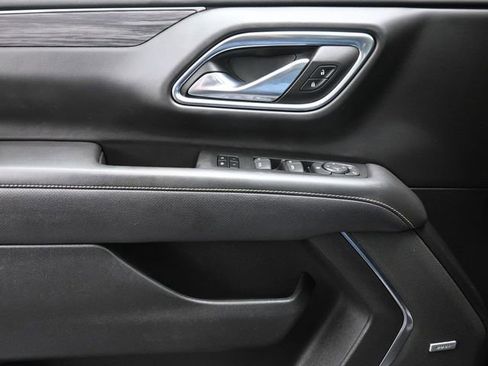 Used 2023 GMC Yukon XL SLT w/ Max Trailering Package AWD/4WD image 26