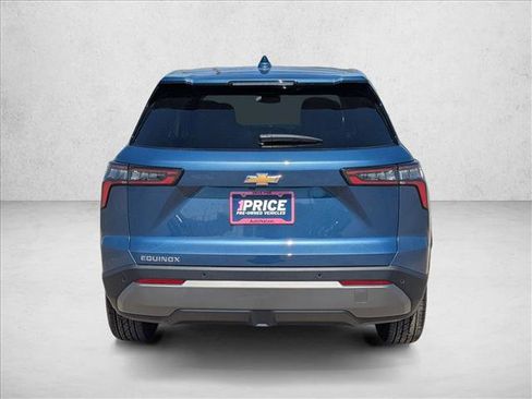 New 2026 Chevrolet Equinox LT w/ Convenience Package II image 6