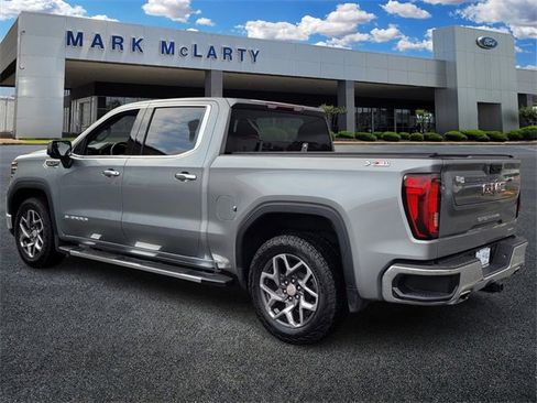 Used 2023 GMC Sierra 1500 SLT w/ SLT Premium Package image 5