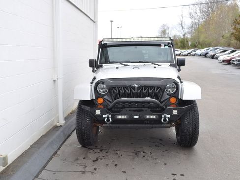 Used 2008 Jeep Wrangler Sahara w/ Dual Top Group AWD/4WD image 2