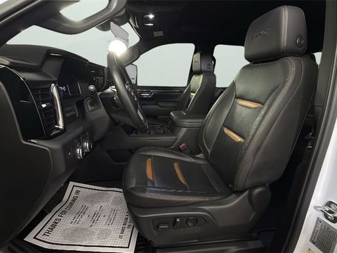 Used 2024 GMC Sierra 2500 AT4 w/ AT4 Premium Plus Package image 25