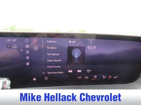 Used 2025 Buick Envision Preferred AWD/4WD image 8