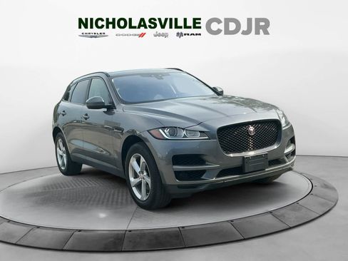 Used 2019 Jaguar F-PACE Premium AWD/4WD image 7