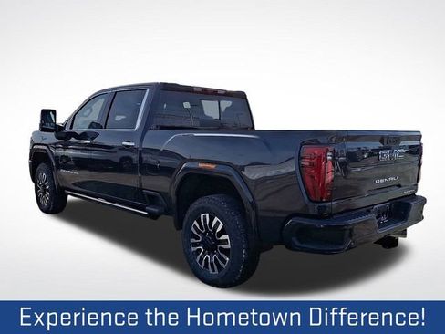 New 2026 GMC Sierra 2500 Denali Ultimate w/ Max Trailering Package image 4