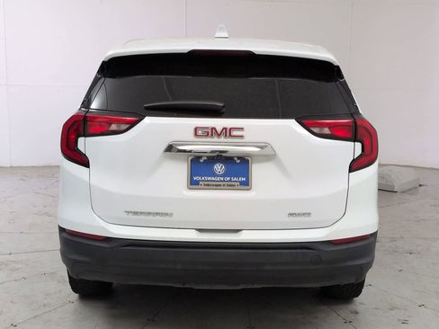 Used 2018 GMC Terrain SLE AWD/4WD image 5