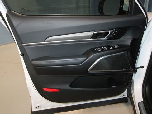 Used 2024 Kia Telluride SX Prestige X-Line image 5