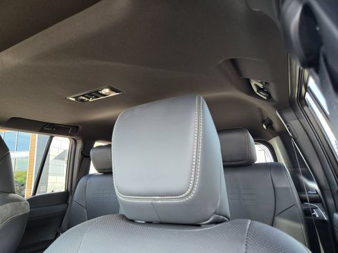 Used 2026 Lexus GX 550 AWD/4WD image 15