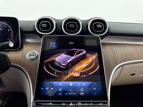 Used 2024 Mercedes-Benz C 300 Sedan image 10