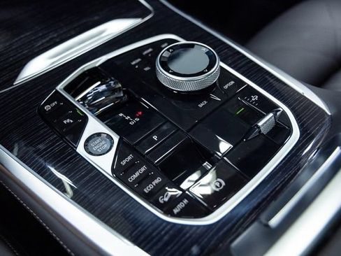 New 2027 BMW X7 xDrive40i AWD/4WD image 21
