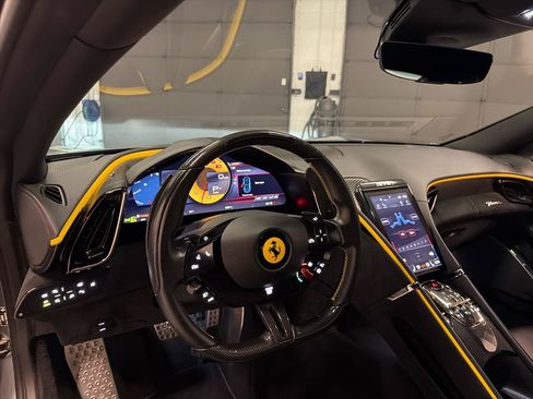 Used 2021 Ferrari Roma RWD image 18