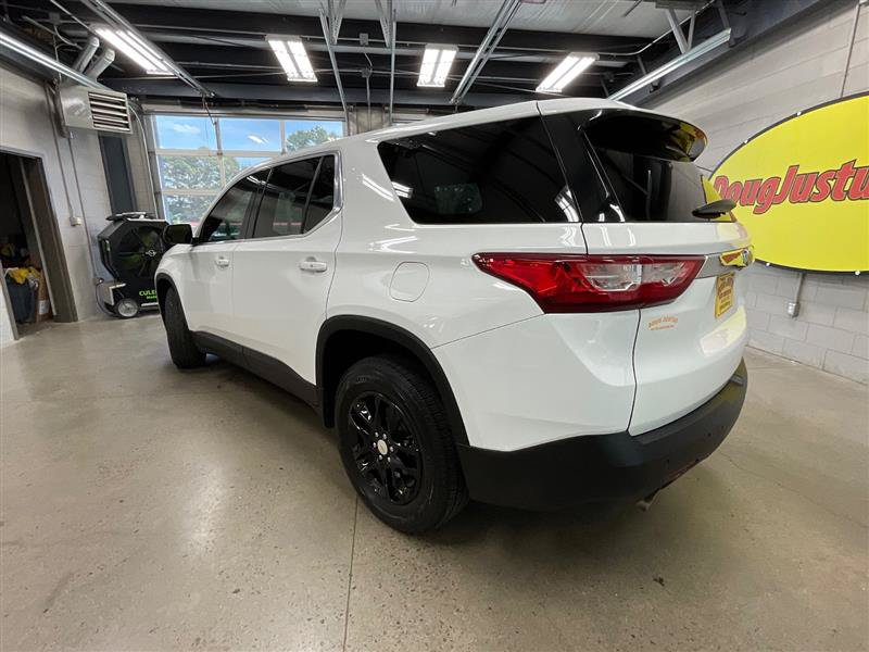 Used 2018 Chevrolet Traverse LS AWD/4WD image 3