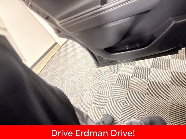 Used 2021 Toyota Highlander XLE FWD image 10