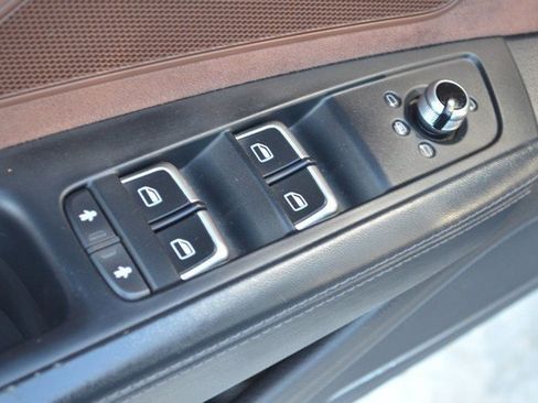 Used 2016 Audi A8 L 4.0T w/ Driver Assistance Package image 16