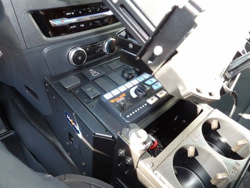 Used 2025 Ford Explorer 4WD Police Interceptor w/ Ultimate Wiring Package image 18