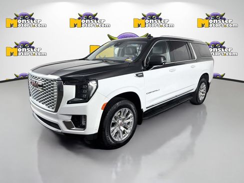 Used 2024 GMC Yukon XL Denali w/ Advanced Technology Package AWD/4WD image 1