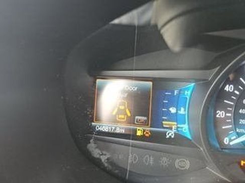 Used 2024 Ford Edge Titanium image 19