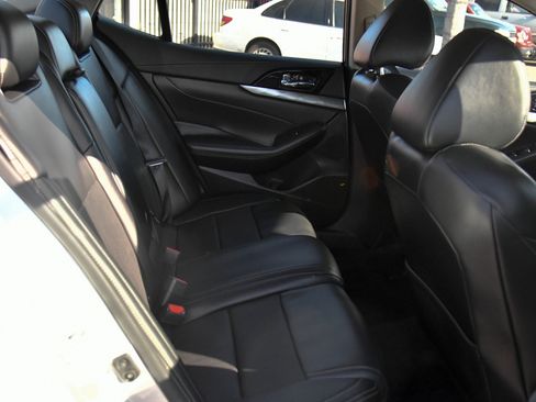Used 2023 Nissan Maxima SV w/ Floor Mat Group FWD image 38