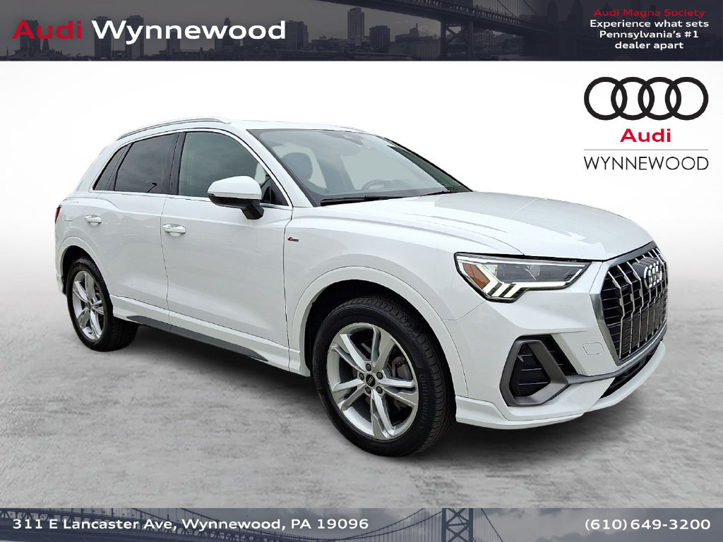 Used 2024 Audi Q3 2.0T Premium w/ Convenience Package AWD/4WD image 1