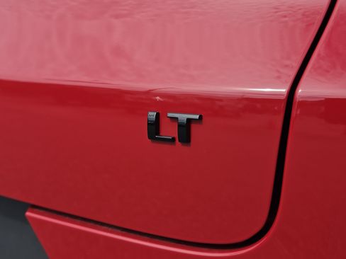 New 2026 Chevrolet TrailBlazer LT w/ Midnight Edition FWD image 16