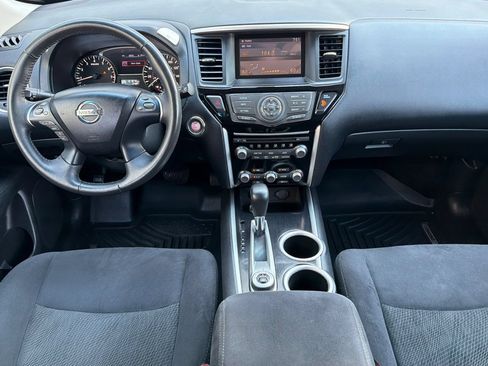 Used 2015 Nissan Pathfinder SV AWD/4WD image 12