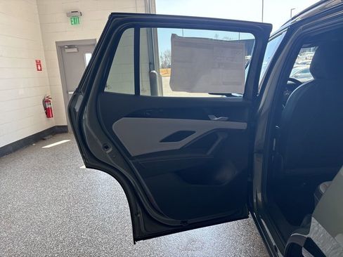 New 2026 Volkswagen Tiguan SE R-Line AWD/4WD image 32
