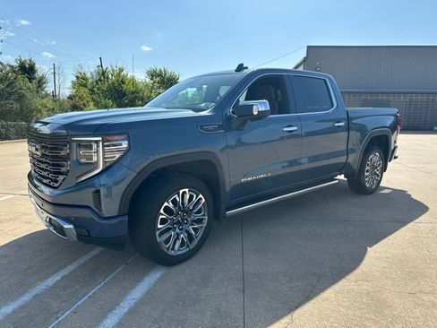 Certified 2024 GMC Sierra 1500 Denali Ultimate AWD/4WD image 3