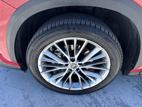 Used 2022 Lexus NX 350h AWD image 10