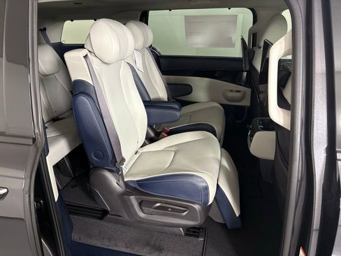 New 2026 Kia Carnival SX Prestige image 49