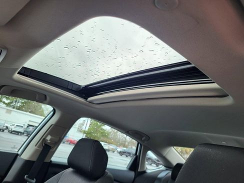 Used 2025 Honda Accord SE image 12