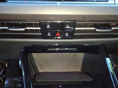 Used 2024 Volkswagen GTI Autobahn image 12