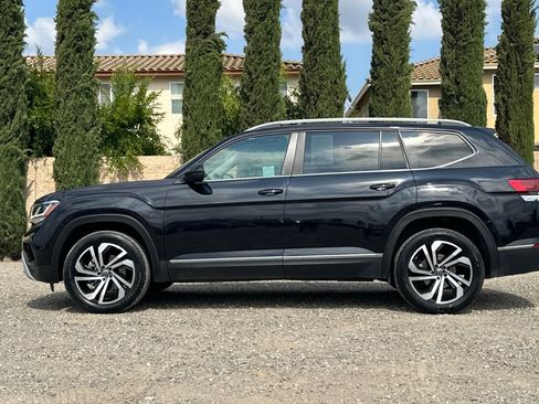 Certified 2023 Volkswagen Atlas SEL AWD/4WD image 7