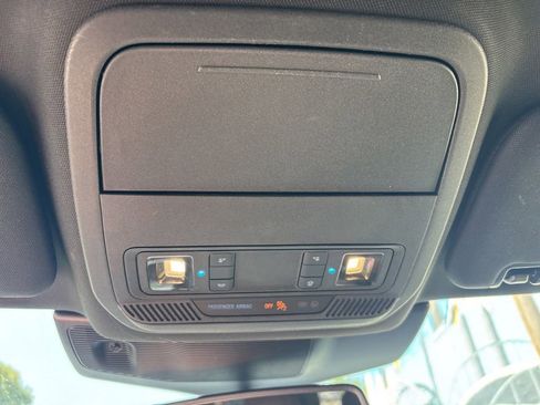Used 2021 Ford Explorer Platinum w/ Equipment Group 601A AWD/4WD image 21