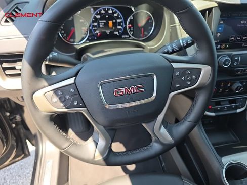 Used 2023 GMC Terrain Denali w/ Denali Premium Package AWD/4WD image 23