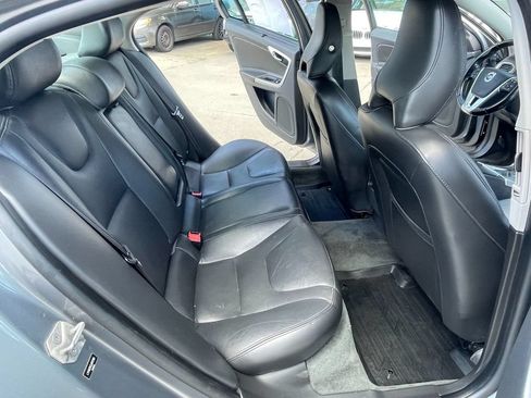 Used 2018 Volvo S60 T5 Inscription AWD/4WD image 28