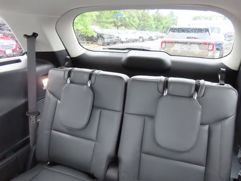 New 2026 Ford Explorer Active w/ Active Comfort Package AWD/4WD image 16
