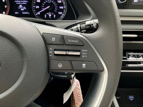 Used 2023 Hyundai Sonata SE FWD image 21