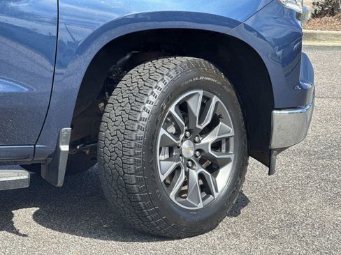 Used 2022 Chevrolet Silverado 1500 LT image 12