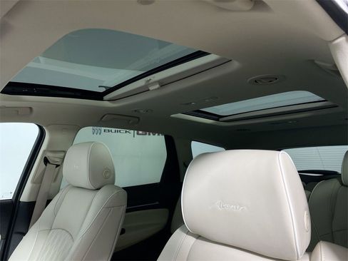 Used 2023 Buick Enclave Avenir w/ Avenir Technology Package image 22